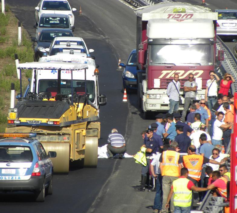 Schiacciato da un rullo sulla 131 Dcn, l’accusa chiede sei condanne