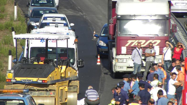 Schiacciato da un rullo sulla 131 Dcn, l’accusa chiede sei condanne