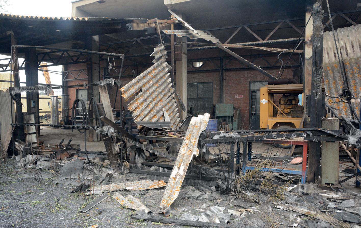 Incendio a Sant’Anna, chiesti maxi risarcimenti 