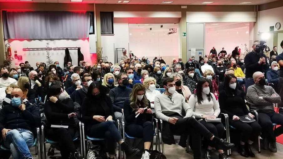 Lacrime e ricordi: «Un privilegio aver camminato al tuo fianco» - Foto