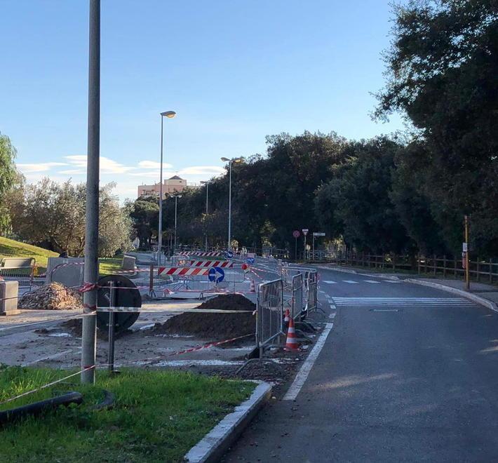 «Isolati da tre mesi per colpa del cantiere» 