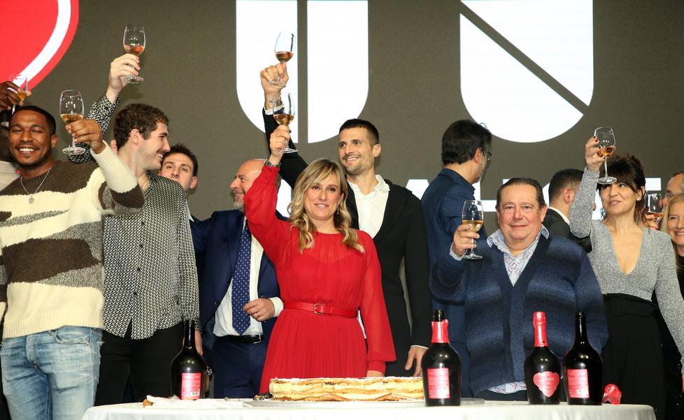 Serata di gala e auguri per la Pallacanestro Reggiana ma il Comune non c’è
