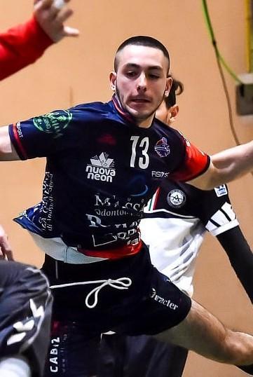 Siracusa vende cara la pelle, la Raimond passa nel finale