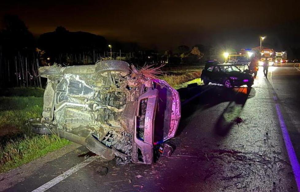 La scena dell’incidente ad Altopascio nella notte tra venerdì e sabato
