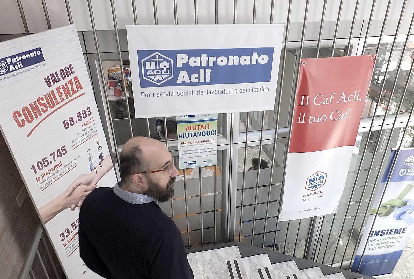 Un patronato Acli dove si offre anche assistenza fiscale