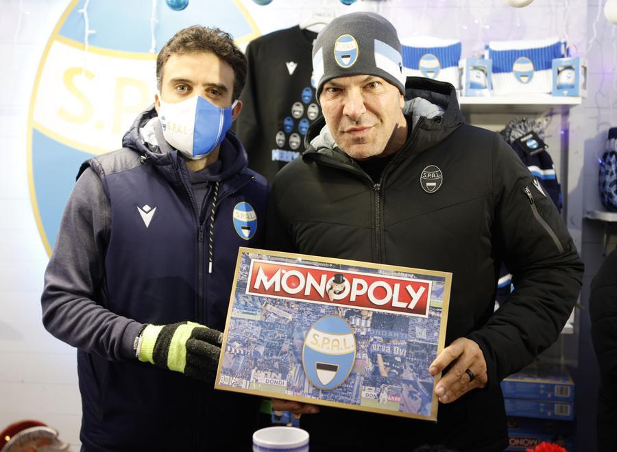 Spal, l’abbraccio dei tifosi. Per Tacopina e Rossi bagno di folla in centro 