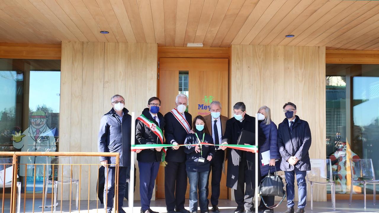 Inaugurato al Meyer il nuovo "family center" per accogliere le famiglie in ospedale