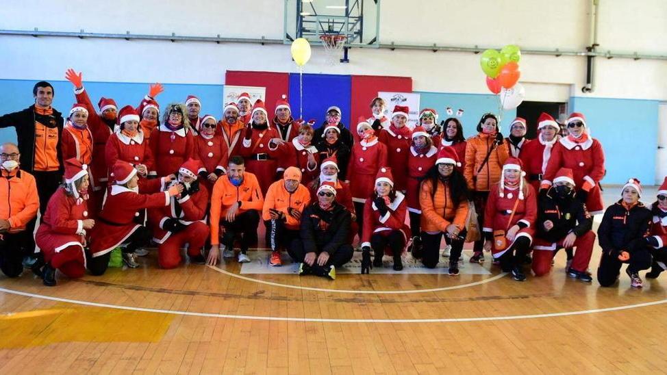 Corsa dei Babbo Natale, quattrocento gli iscritti arrivati da tutta le regione
