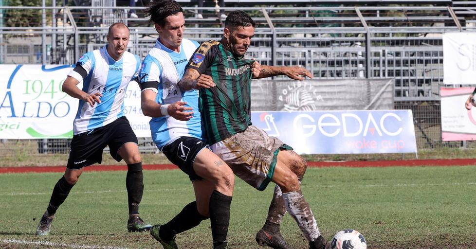Il match sembrava chiuso ma l’uno-due di Benedetti toglie la gioia ai neroverdi 