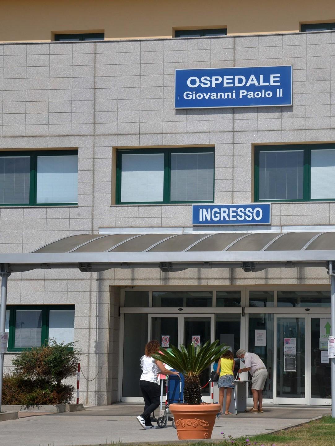 Incidente in motorino a Olbia feriti curati all’ospedale di Nuoro 