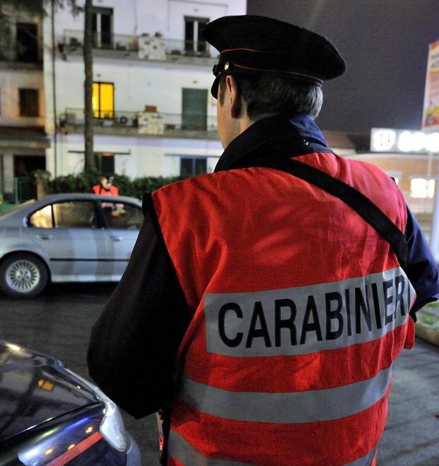 I carabinieri stavano facendo un normale controllo quando sono stati aggrediti a calci e pugni (Foto di repertorio)