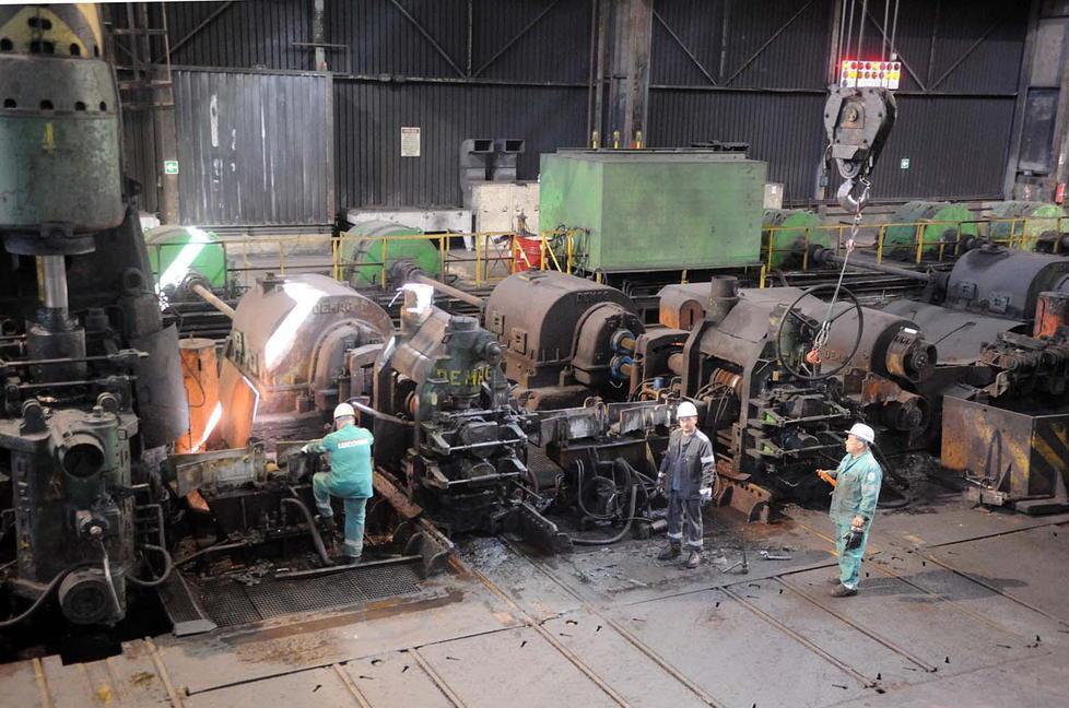 Verso la proroga degli ammortizzatori per 1500 lavoratori delle acciaierie Jsw di Piombino
