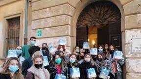 I panettoni solidali donati dagli studenti di Scienze umane