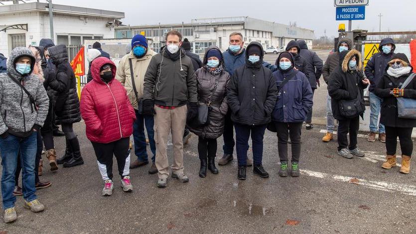Un nuovo sciopero alla Fox Bompani «Ora basta ricatti»