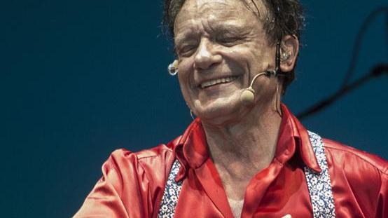 Ranieri canta l’amore e torna sul palco dell’Ariston