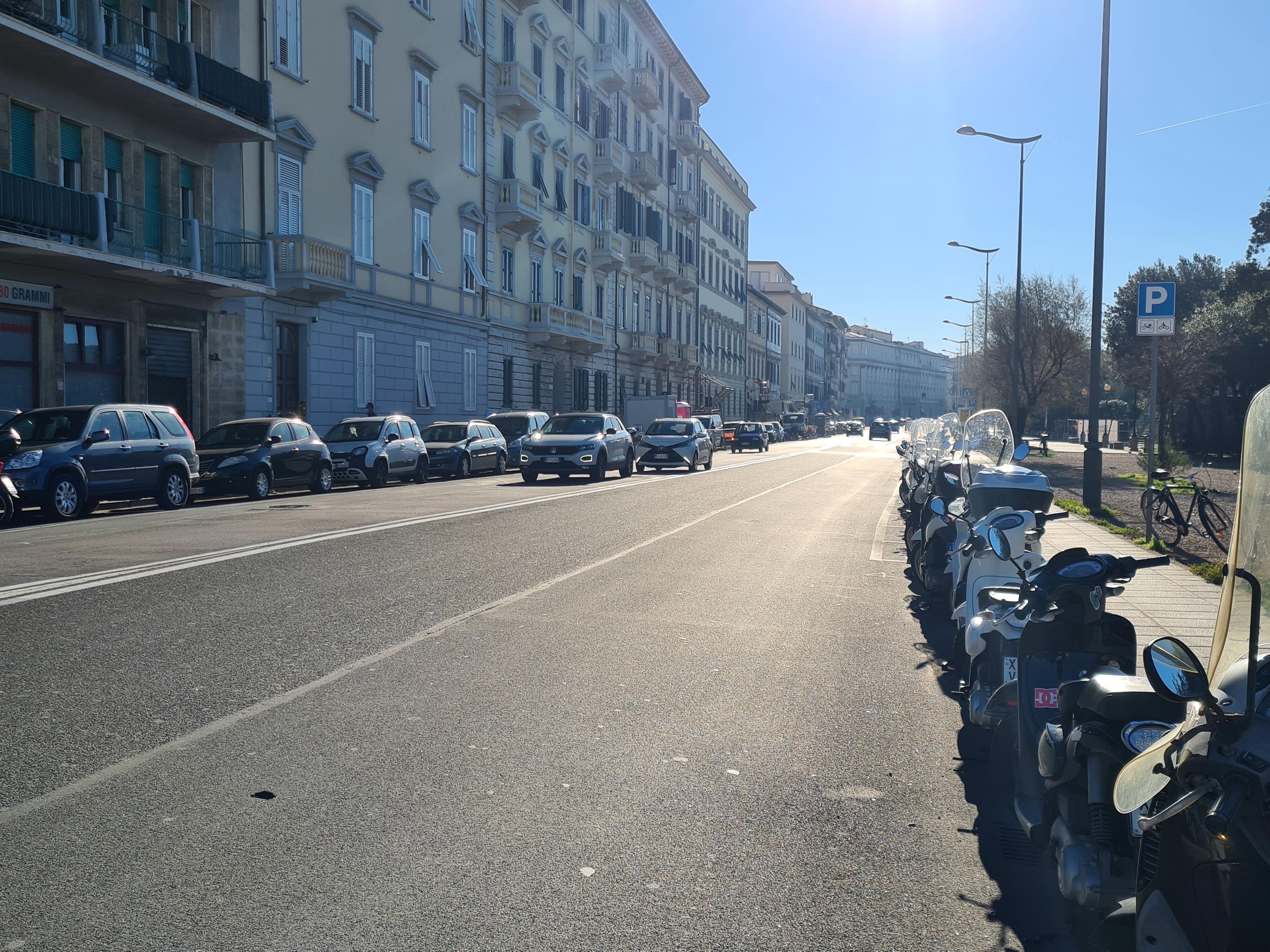 Lungomare a Livorno, cambiano i parcheggi. Novità per le lettere J e Mare