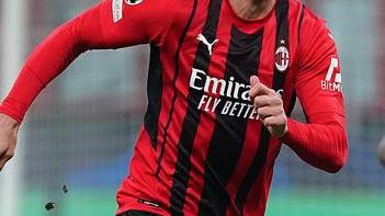 Milan e Napoli, scontro diretto ma con tanti titolari in tribuna