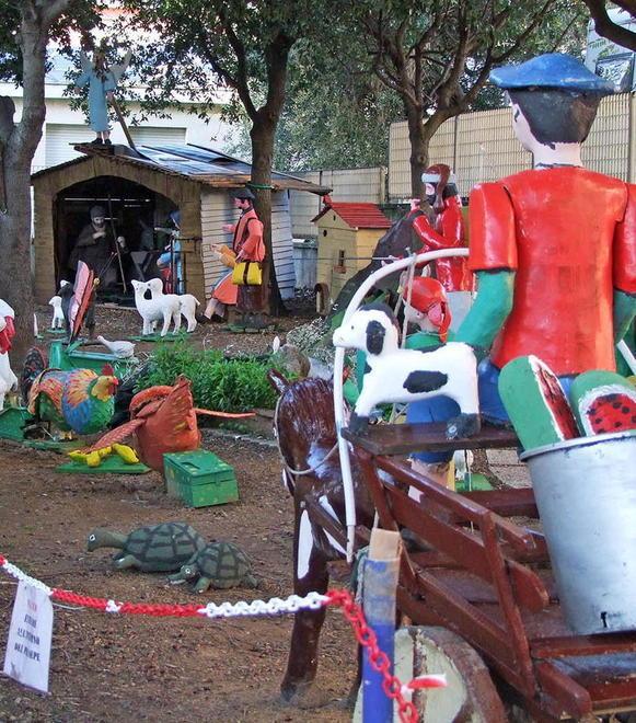 Presepe di cartapesta a Salivoli 