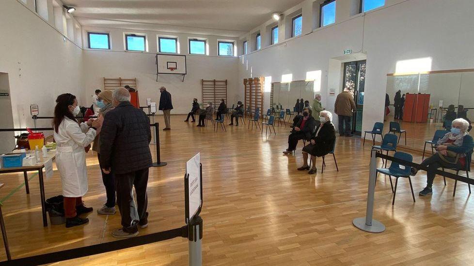 Covid, 220 vaccinati dai tre medici di base in un solo pomeriggio