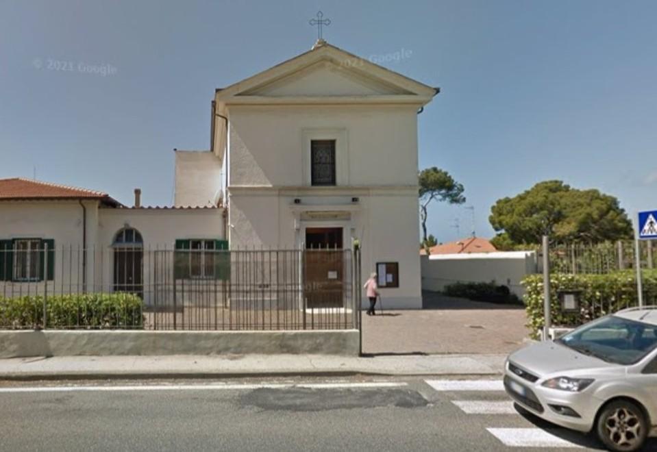 I fedeli in vista del Natale ora pregano su Facebook 