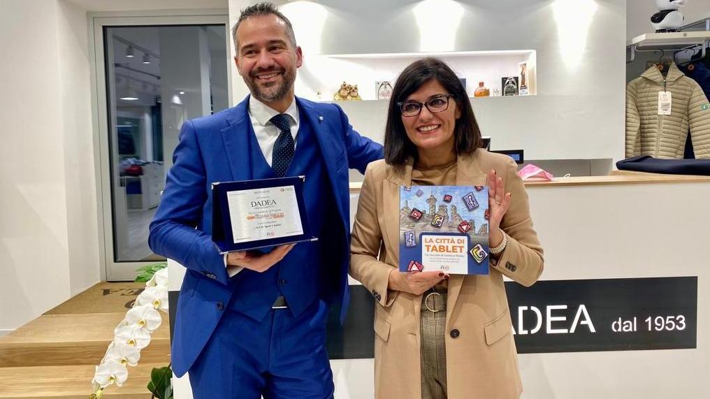 Dadea, ambasciatori No dipendenze