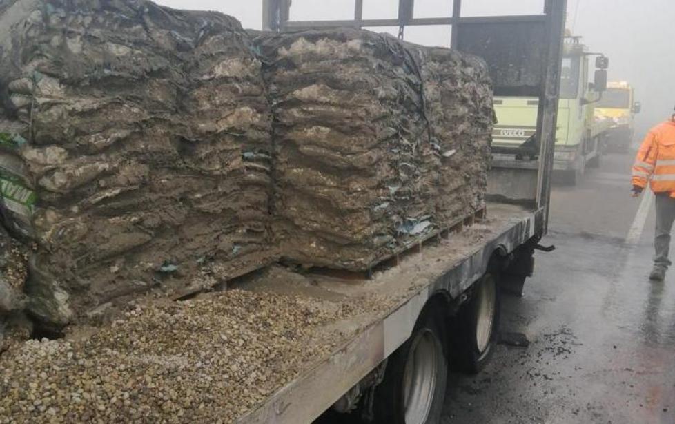 Finale Emilia Camion in fiamme: via per Mirandola chiusa quasi sei ore 