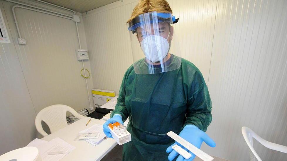 Medici del 118 non vaccinati, l'Asl li mette in ferie