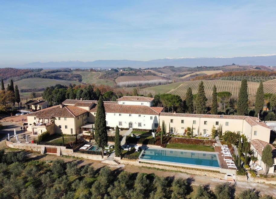 o una veduta di Villa Petriolo vicino a Cerreto Guidi