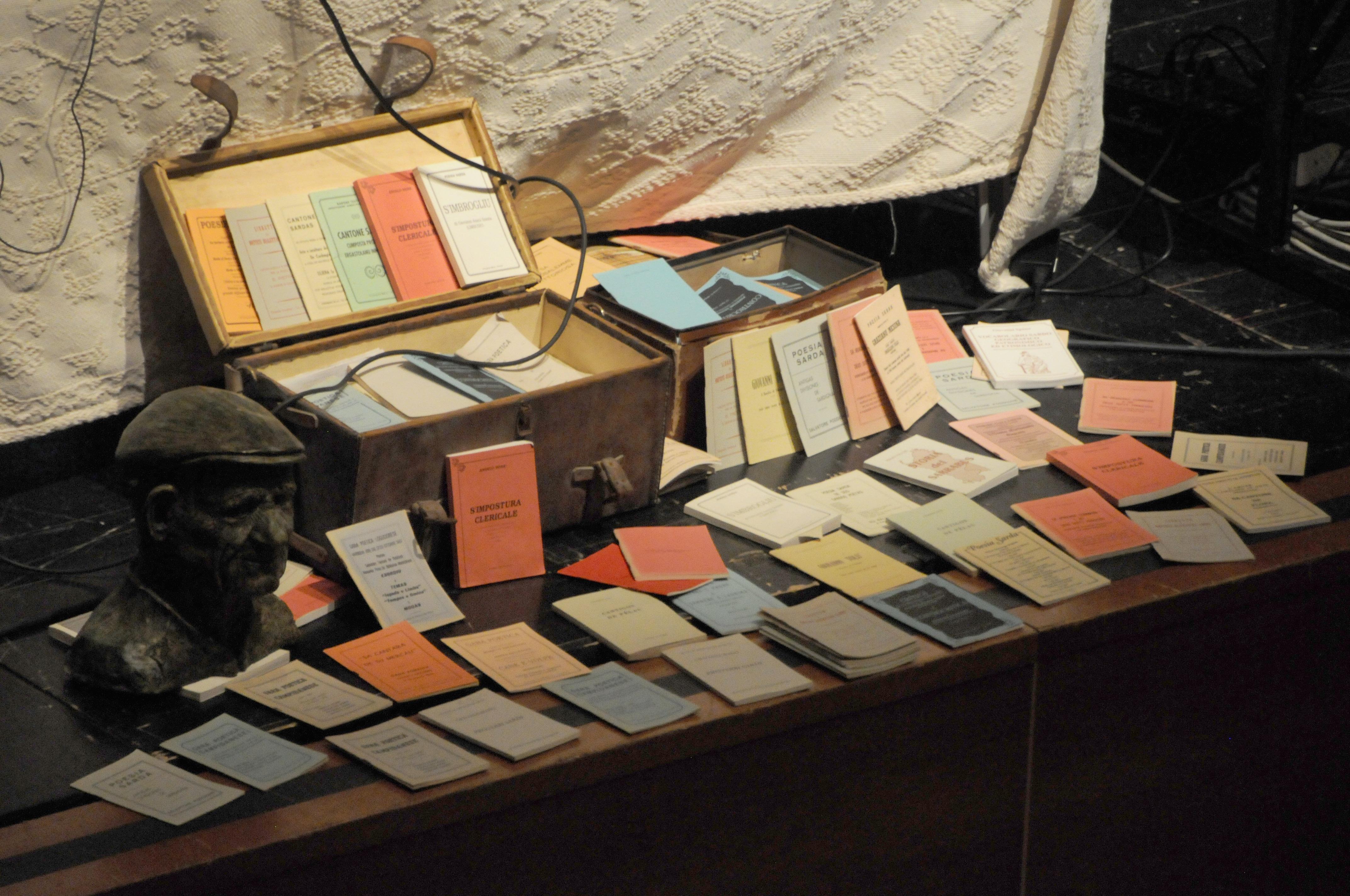 La valigia del poeta improvvisatore tziu Cuccu