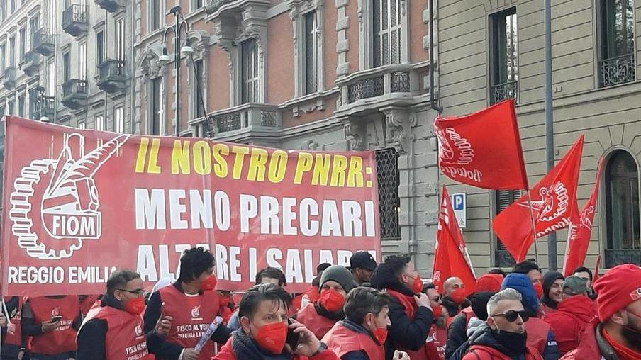 La spedizione dei mille reggiani per protestare contro il governo