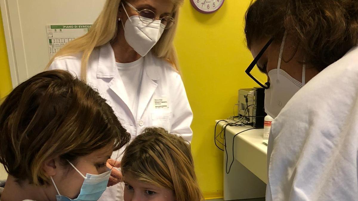 Vaccini ai bimbi dai 5 agli 11 anni: nel primo giorno quasi 300 somministrazioni in provincia di Modena