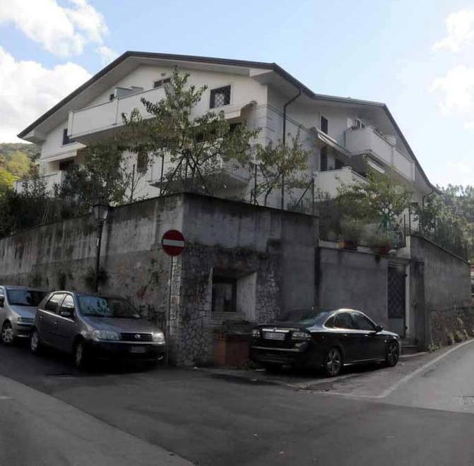 Ottocento famiglie restano senza acqua Divieto di bere per la collina massese 