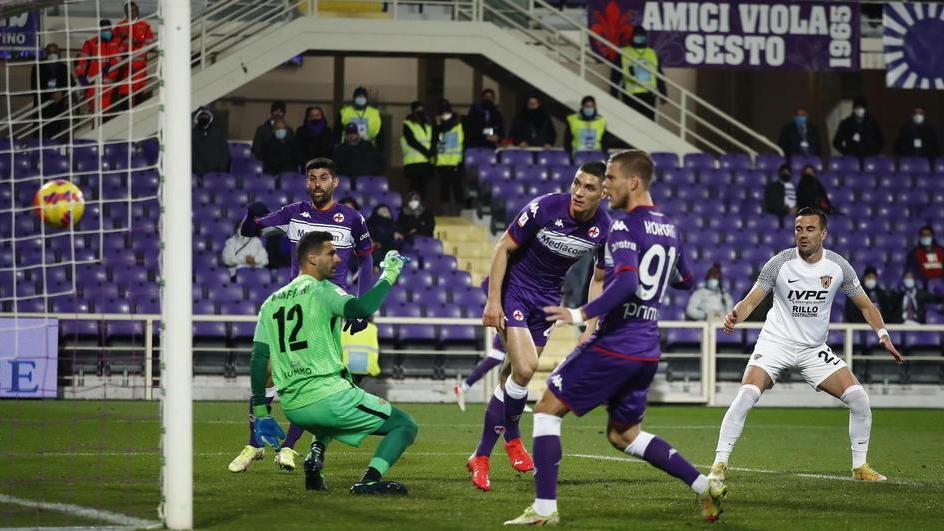 Con Milenkovic e Sottil la Viola va agli ottavi Impresa dell’Empoli, passa anche il Cagliari
