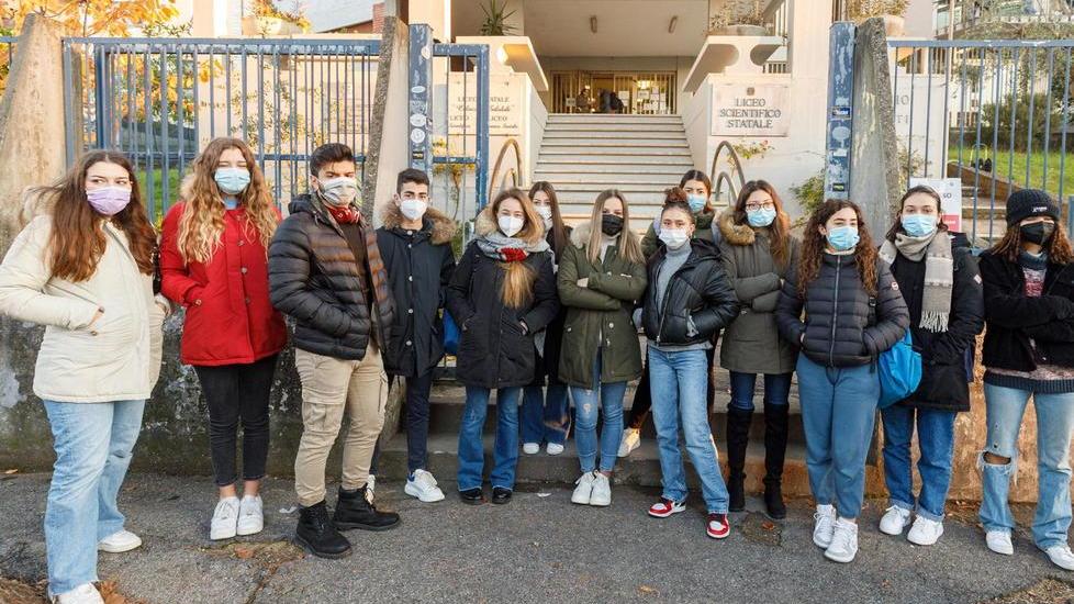 Lo sciopero divide gli studenti del Liceo Solo quattro classi decidono di non entrare