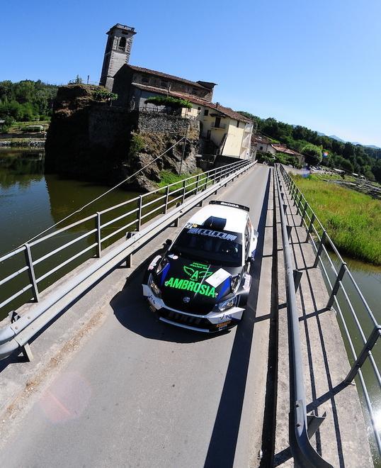 Cinque equipaggi per la Mm Motorsport 