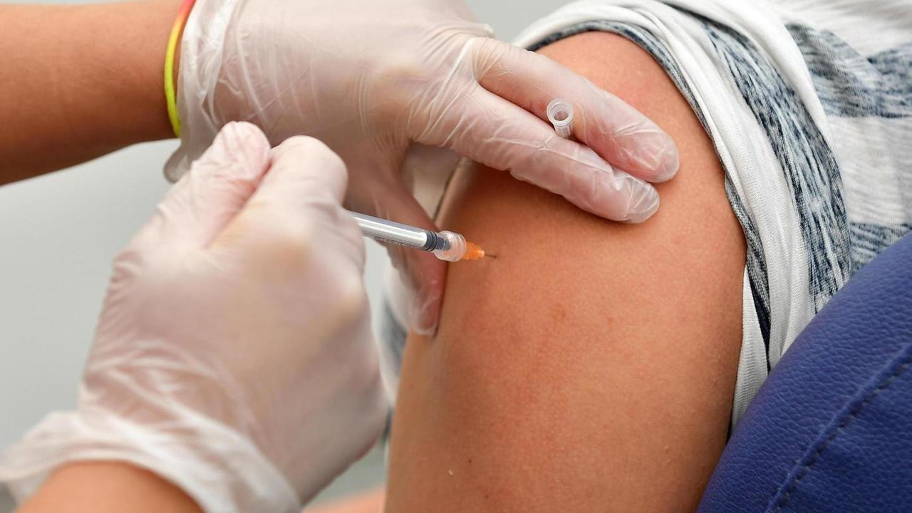 Vaccini, oggi alle 15 la terza dose per i cittadini di tutte le età
