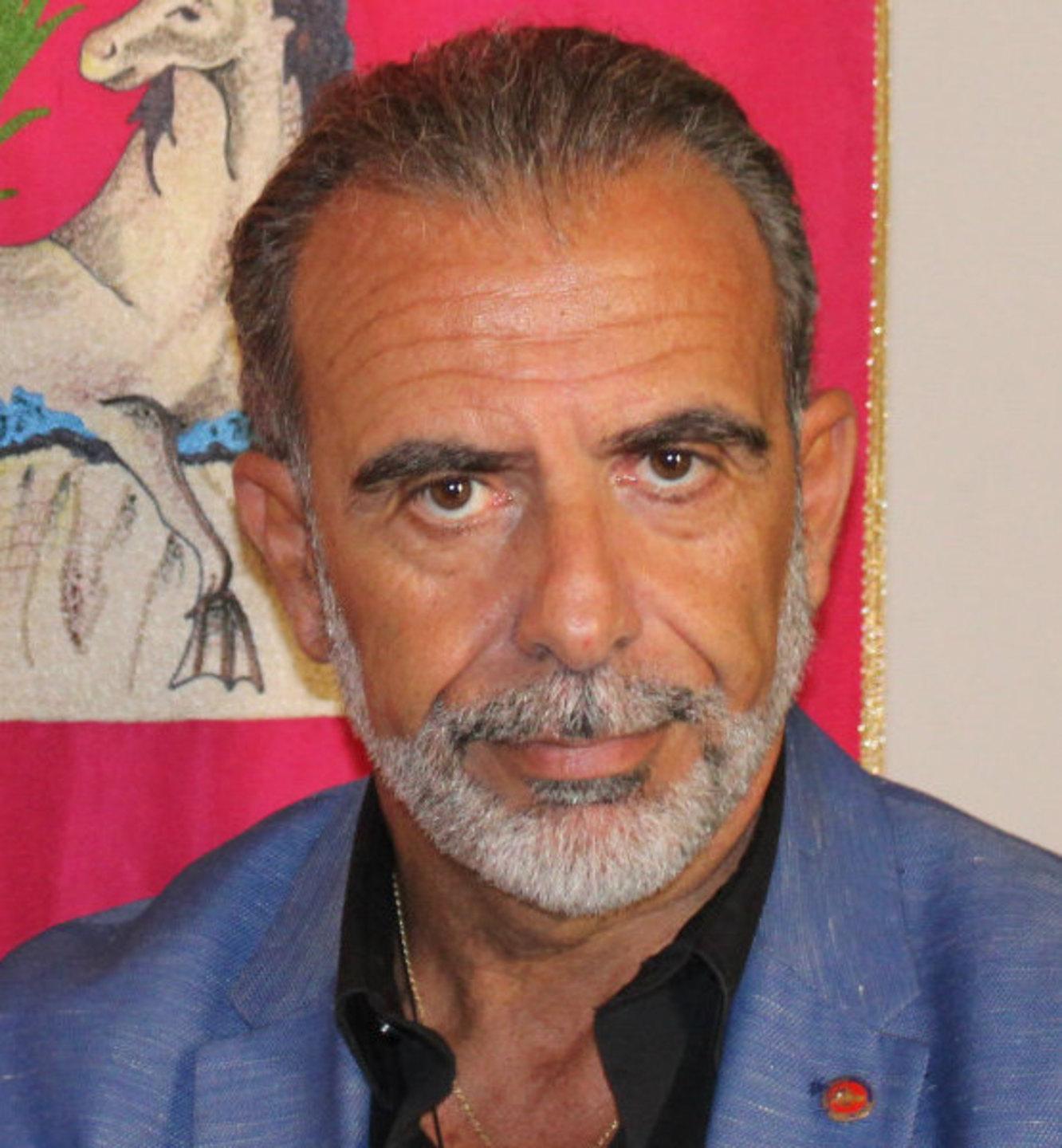 In Consiglio comunale la richiesta di revoca per il garante dei detenuti Antonio Unida