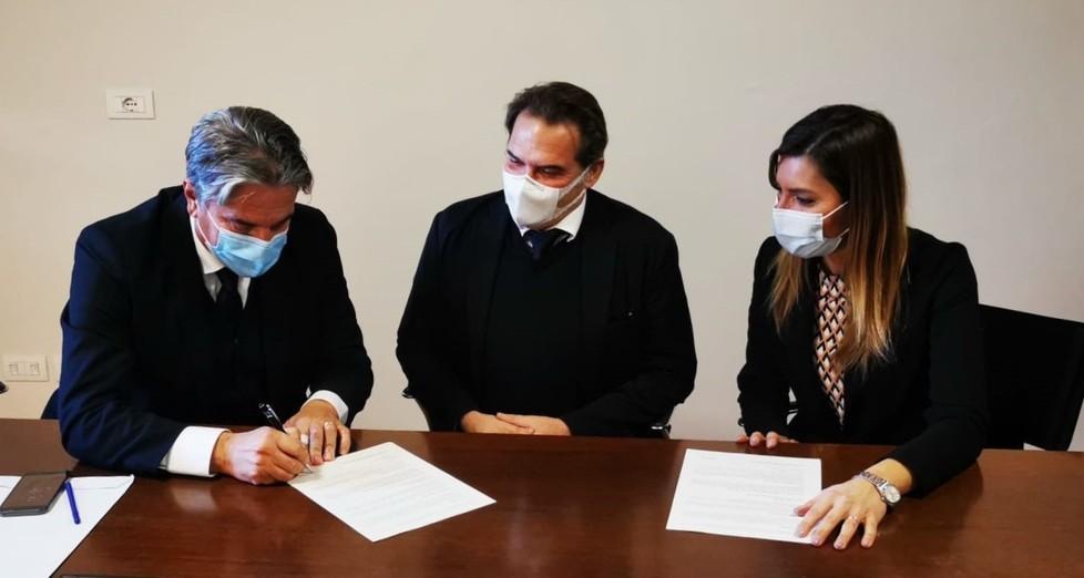 Mutui ed e-commerce Accordo tra UniCredit e Consorzio Morellino 