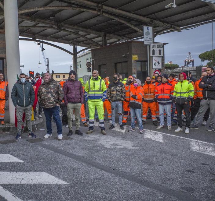 Sospeso lo sciopero in porto: «Accolte le rivendicazioni» 