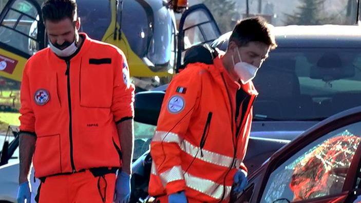 La figlia Maria Giulia lotta per la vita dopo l’operazione a Cisanello