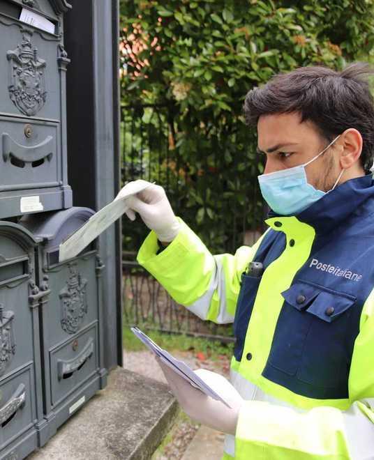 Sulle colline di Camaiore la posta non arriva da due mesi: caos per anziani e bollette in tilt 