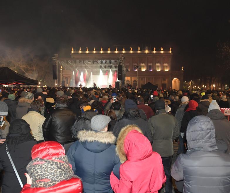 Covid, a Reggio Emilia fine dell’anno all’insegna della prudenza: non ci sarà il concertone 