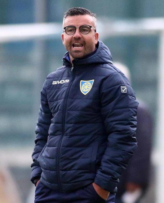Rapina in villa a Totò Di Natale «Sei un leone, siamo con te» 