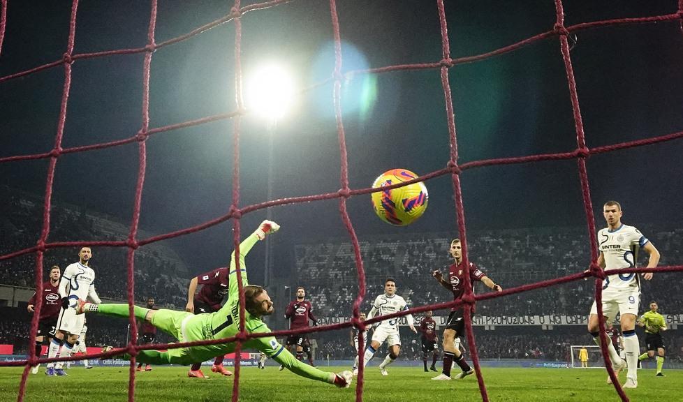 Manita dell’Inter con la Salernitana Inzaghi sfonda i 100 gol e va in fuga 