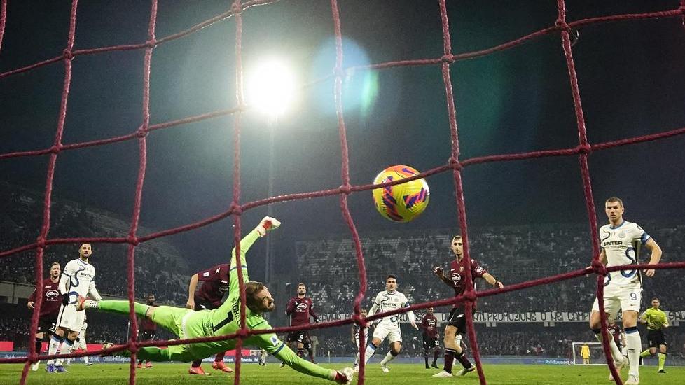 Manita dell’Inter con la Salernitana Inzaghi sfonda i 100 gol e va in fuga