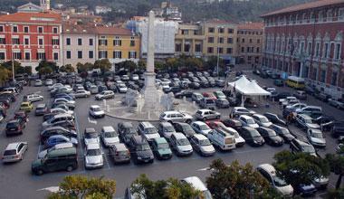Sopraelevati o recuperati in ballo quasi mille posti auto 