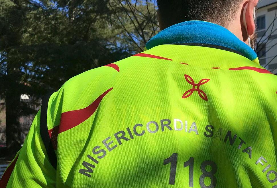 Si fingono volontari della Misericordia e chiedono donazioni