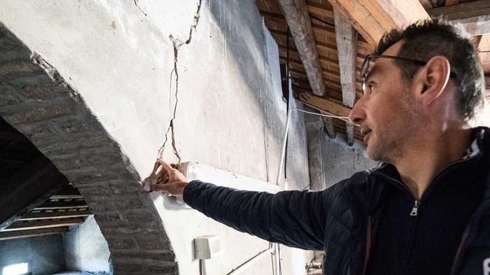 Il cantiere di Castello Lambertini si svela Viaggio sulle tracce del passato che riaffiora