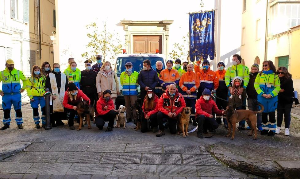 Ora la Misericordia ha un nuovo pulmino per l’unità cinofila