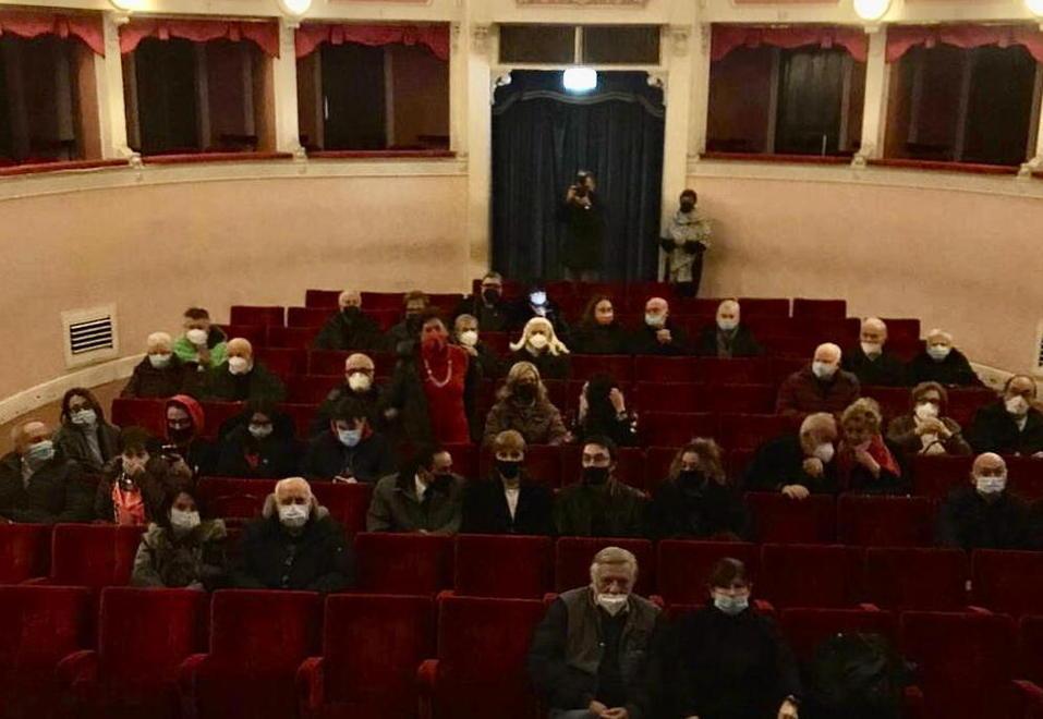 Il Comune festeggia le nozze d’oro di sedici coppie 
